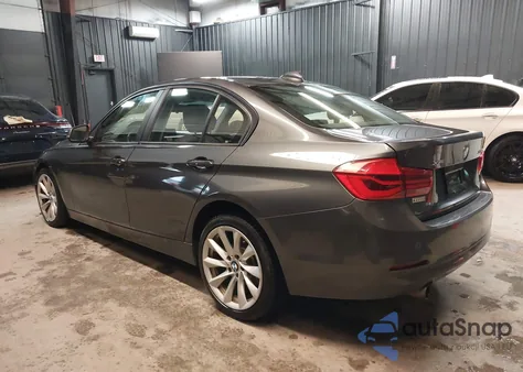 2018 BMW 320I xDrive z USA, uszkodzony, nr VIN WBA8A3C54JA491836